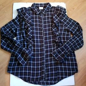 🦄🦄Abound plaid ruffle button down Size M